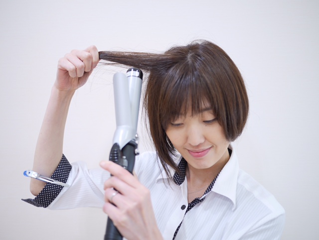 巻き髪がすぐに取れてしまう方必見 巻き髪をキープする方法 石川県 金沢市 野々市市 口コミで人気のヘアサロン 美容室 デューポイント